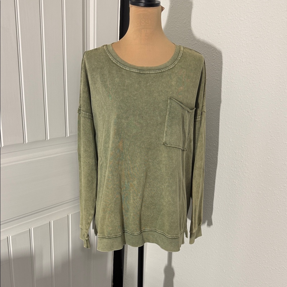 NWT Washed Olive Long Sleeve Pocket Tee